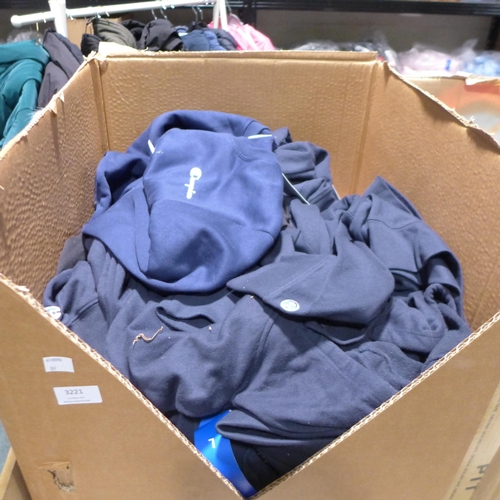 3221 - Box of mixed sized navy mens Champion clothing