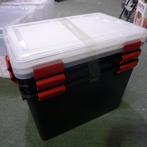 3335 - 3 Black storage containers with lids