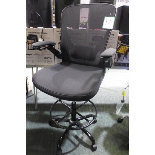 3351 - Songimics drafting chair RRP £129.99