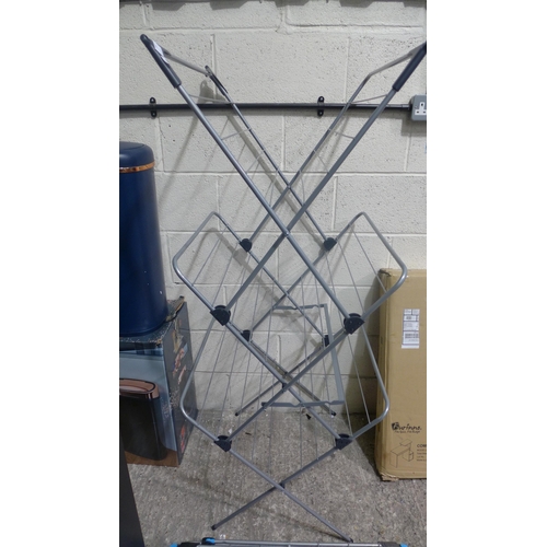 3367 - Folding Clothes indoor airer