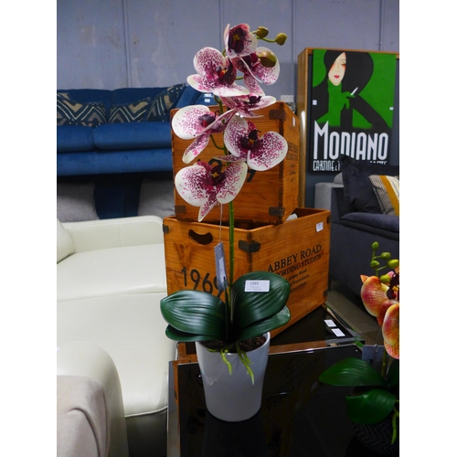 1365 - A single stem artificial Orchid, H 60cms (51237907)   #