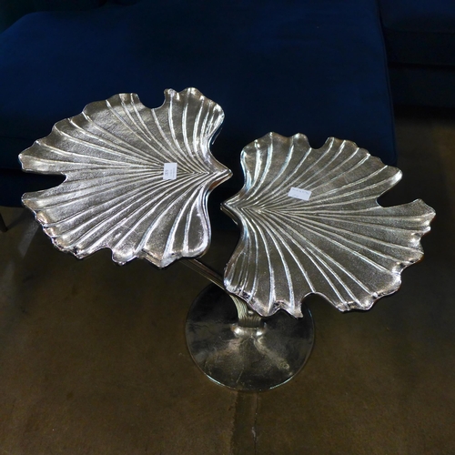 1379 - A silver Ginko leaf table