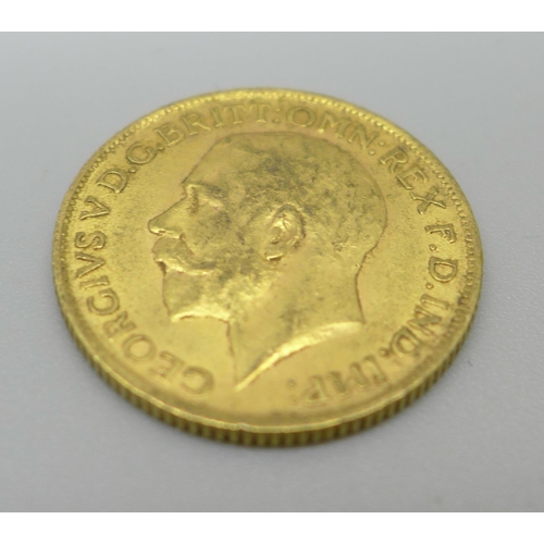 1136 - A 1913 gold sovereign