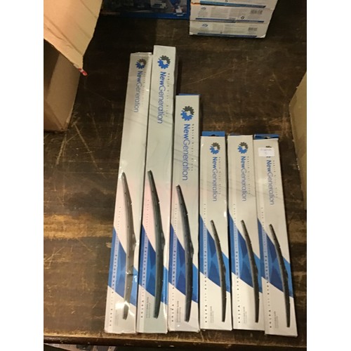 2061 - 6 Hybrid unused windscreen wiper blades (2 x 28