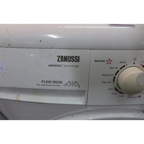 2351 - Zanussi Aquafall 6kg/1200rpm spin washing machine