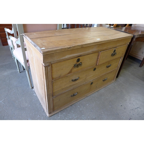 136 - A Victorian pine chest of drawers