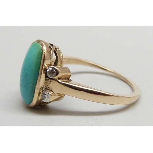 1018 - A yellow metal ring set with turquoise and four diamonds, 3.8g, N