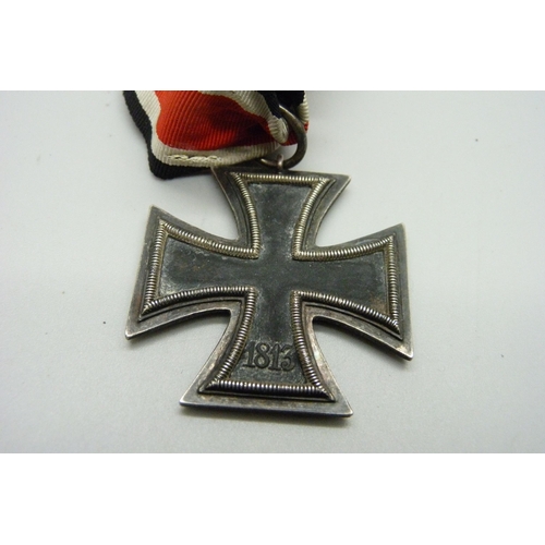 1104 - A German 1939 Iron Cross