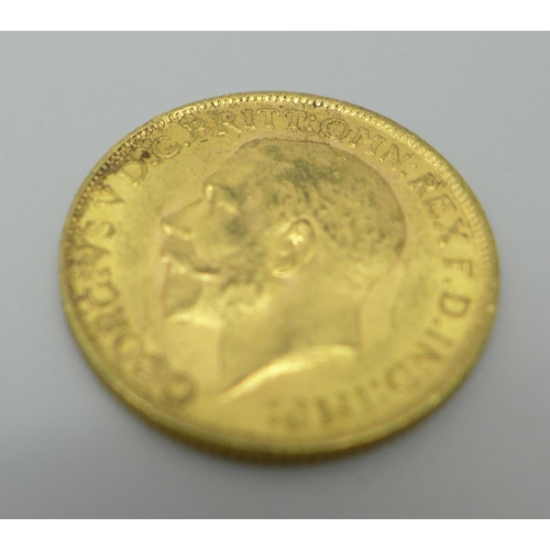 1118 - A 1912 gold sovereign