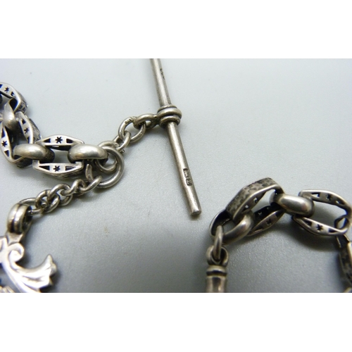 1134 - A silver chain with T bar and fob, 33g, 32.5cm to T bar