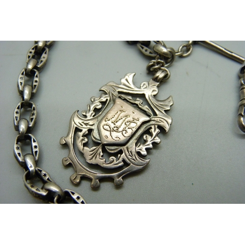 1134 - A silver chain with T bar and fob, 33g, 32.5cm to T bar