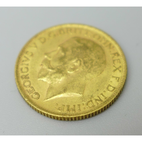 1142 - A 1912 gold sovereign