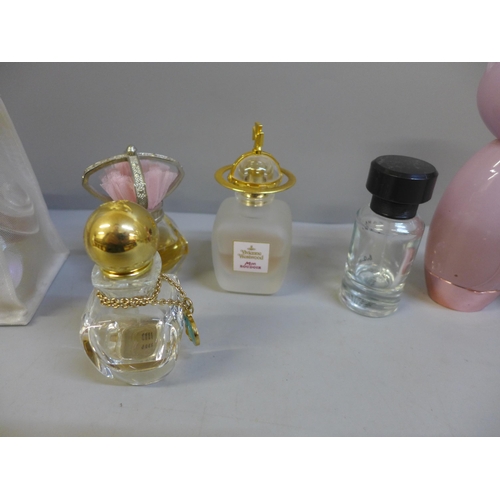 675 - Perfume including Gucci, Vivienne Westwood, etc.