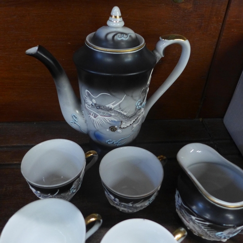 696 - A Japanese Geisha Girl six setting tea set