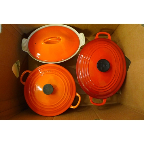 719 - Five Le Creuset cast iron casserole dishes and Dutch Ovens; 27cm, 23cm x2 and 23cm and 27cm oval and... 