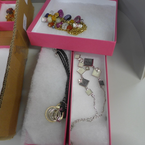 768 - Costume jewellery in Ciro boxes