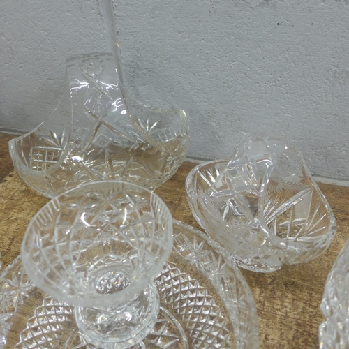 807 - Six items of crystal; a footed bowl, a dish, two basket dishes, a glass and a vase