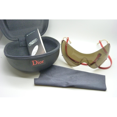 837 - A pair of Dior Rasta Ski I sunglasses, boxed