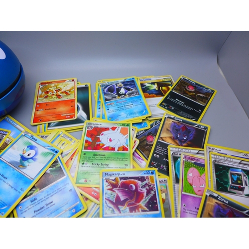 848 - Pokeball with Pokemon cards