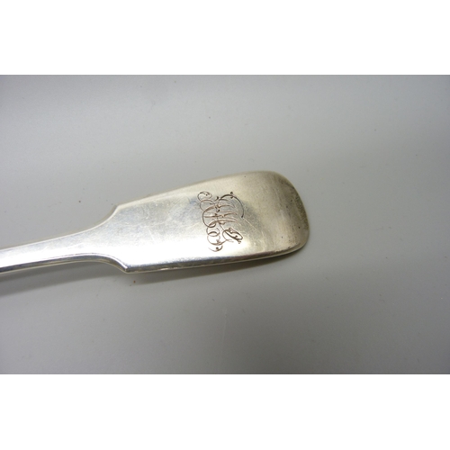 918 - A silver serving spoon, six silver tablespoons and six silver forks, 693g