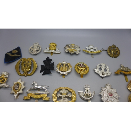 948 - Military cap badges including reproduction