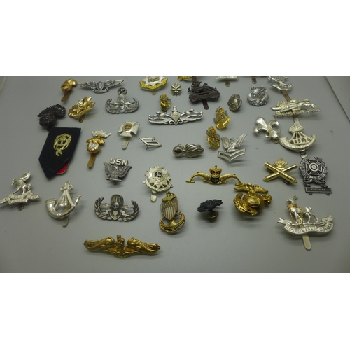 953 - Military cap badges including reproduction