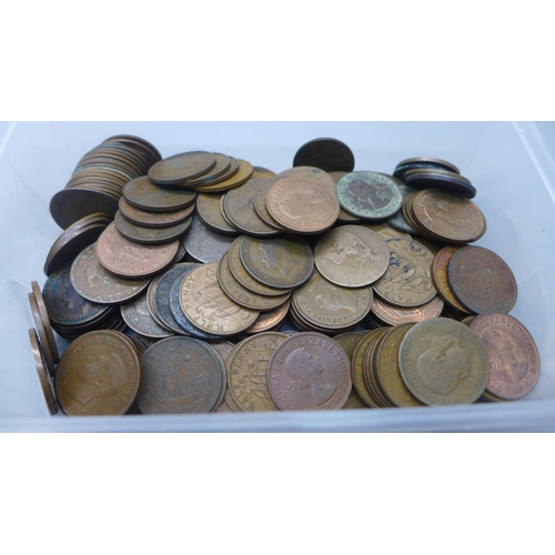 967 - Assorted half pennies, 1.34kg