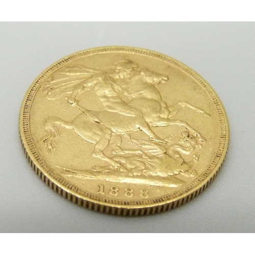 982 - A 1888 gold sovereign