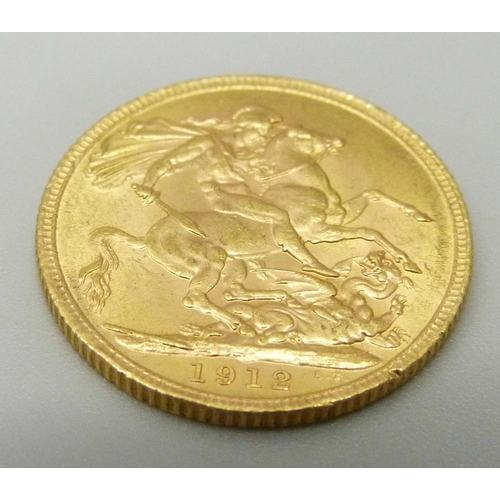 997 - A 1912 gold sovereign