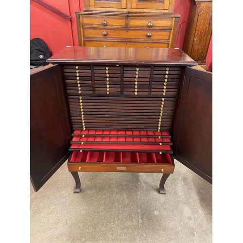 80A - A Regency style mahogany collectors cabinet, with 48 baize lined drawers, 96cms h, 70cms w, 34cms d