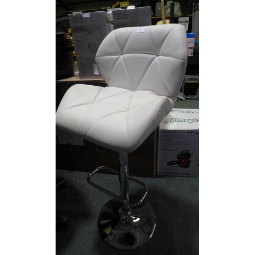 3032 - White leather effect, gas-lift, swivel bar stool on chrome circular base