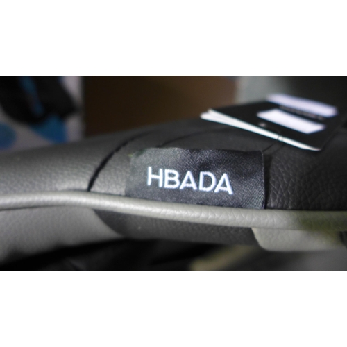 3034 - Hbada black leather effect gaming chair on wheels