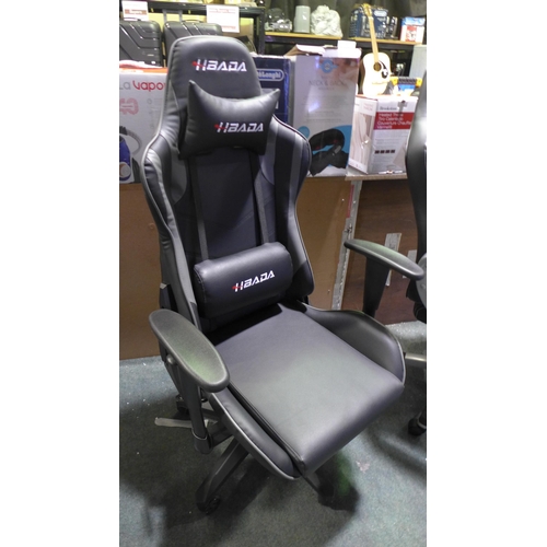 3034 - Hbada black leather effect gaming chair on wheels