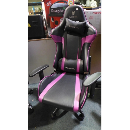 3035 - Oversteel black and purple leather effect gaming chair on wheels