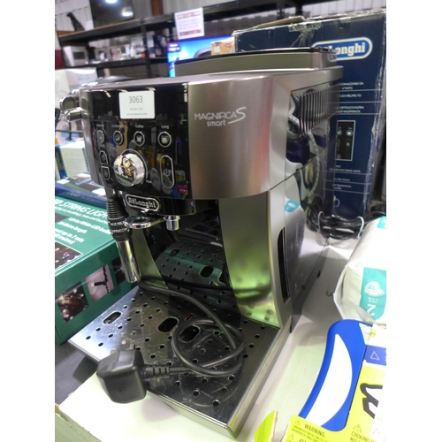 3063 - Delonghi Bean To Cup Magnifica S Smart Coffee Machine (model:- ECAM250.33.TB), original RRP £299.99 ... 