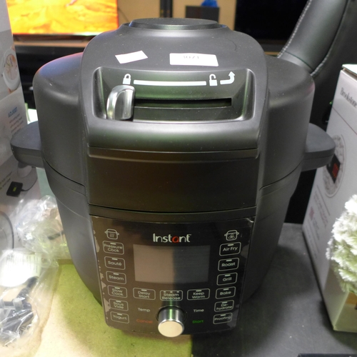 3071 - Instant Pot One Lid (6.2l), original RRP £159.99 + VAT     (284-281) * This lot is subject to VAT