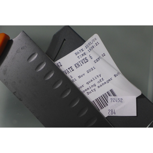 3135 - Joseph Joseph Elevate Knives (284-149) * This lot is subject to VAT