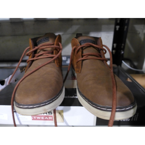 3163 - Pair of men's brown Skechers boots, UK size 7 * this lot is subject to VAT