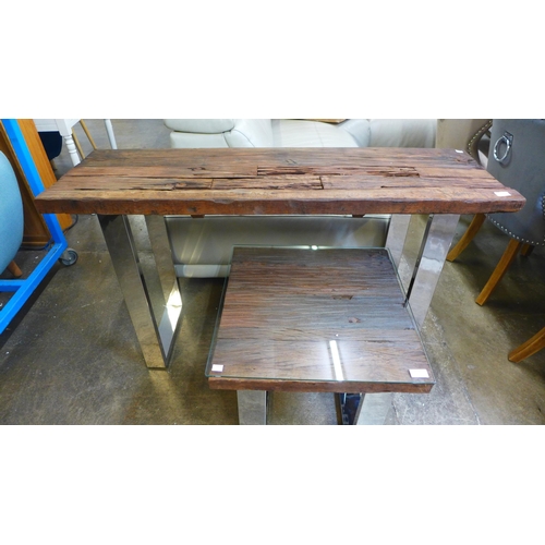 1553 - A railway sleeper console table