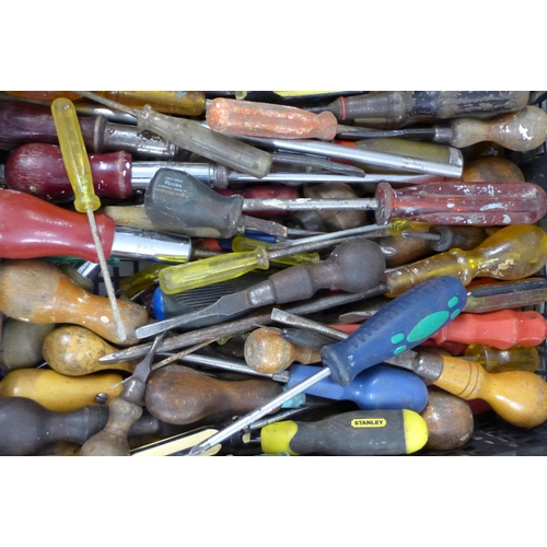 2030 - Approx 60 hand tools - mostly mixed screwdrivers and tub of sockets