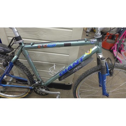 2175 - Giant ATX860 aluminium MTB/mountain bike/bicycle