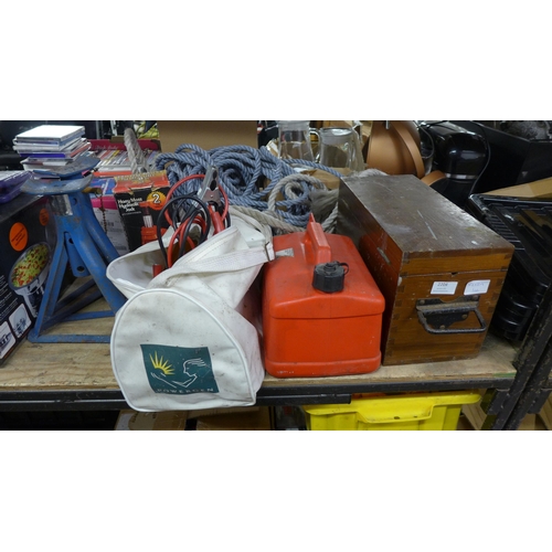 2204 - Qty. auto garage car items: Bradex car battery charger, jerry can, jump leads, rope, axle stands, ja... 