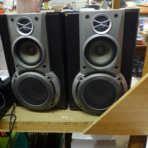 2309 - 2 Pairs of bookshelf speakers: Technics EH750 and Eltax Silverstone 160