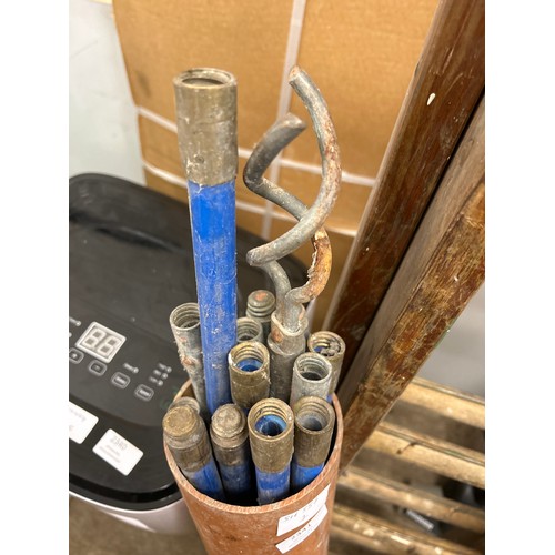 2341 - Set of drain rods