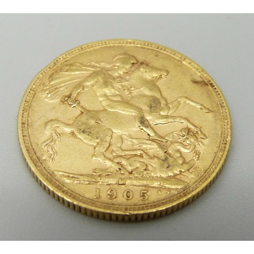 1044 - A 1905 gold full sovereign