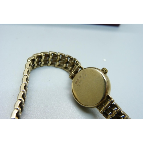 1096 - A lady's 9ct gold Rotary wristwatch, boxed, gross weight 17.3g