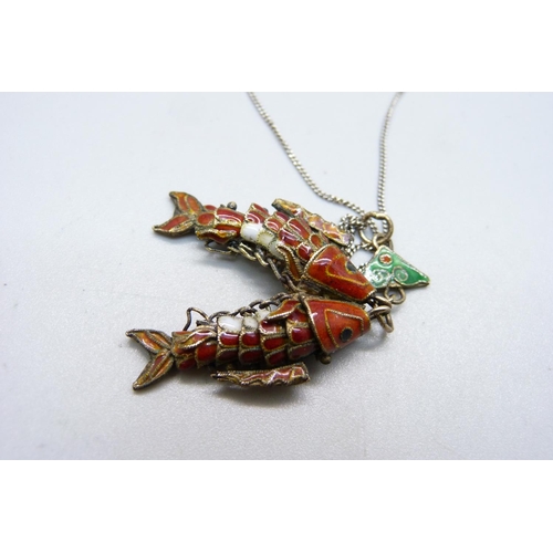 1161 - A vintage enamelled double fish pendant