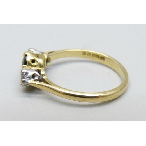 1178B - An 18ct yellow gold, sapphire and diamond ring, 2.9g, L