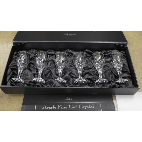 1193 - A cased set of six Argyle crystal wine glasses and a wishing set with decanter **PLEASE NOTE THIS LO... 