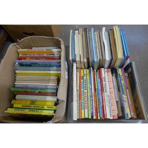 1261 - Two boxes of mixed children's annuals including TV and scouting themed **PLEASE NOTE THIS LOT IS NOT... 